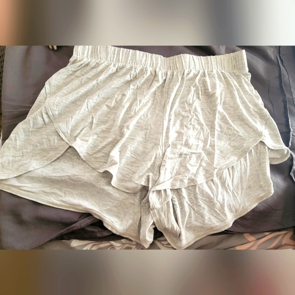 Sleep Shorts - Picture 1 of 3